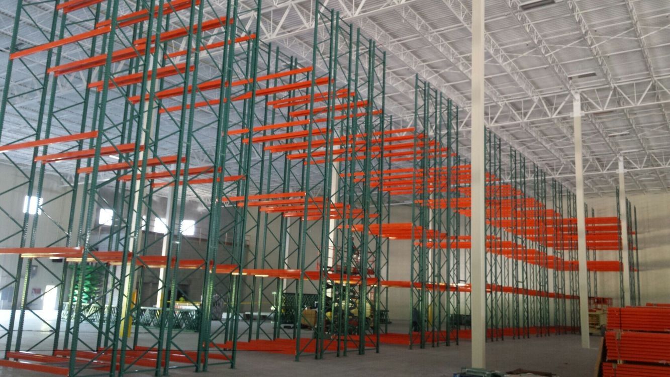 How can I maximize storage space with pallet racks?